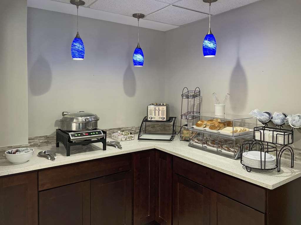 Comfort Inn & Suites Mundelein-Vernon Hills Restoran fotoğraf