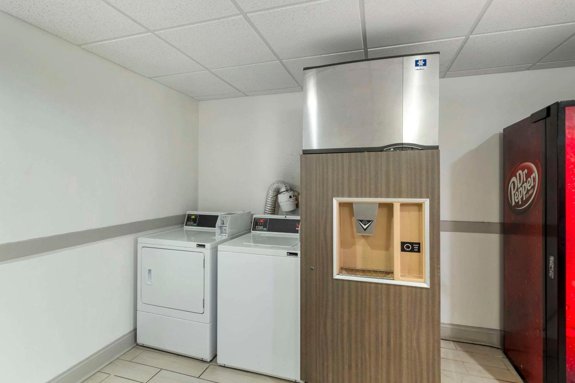 Comfort Inn & Suites Mundelein-Vernon Hills Dış mekan fotoğraf